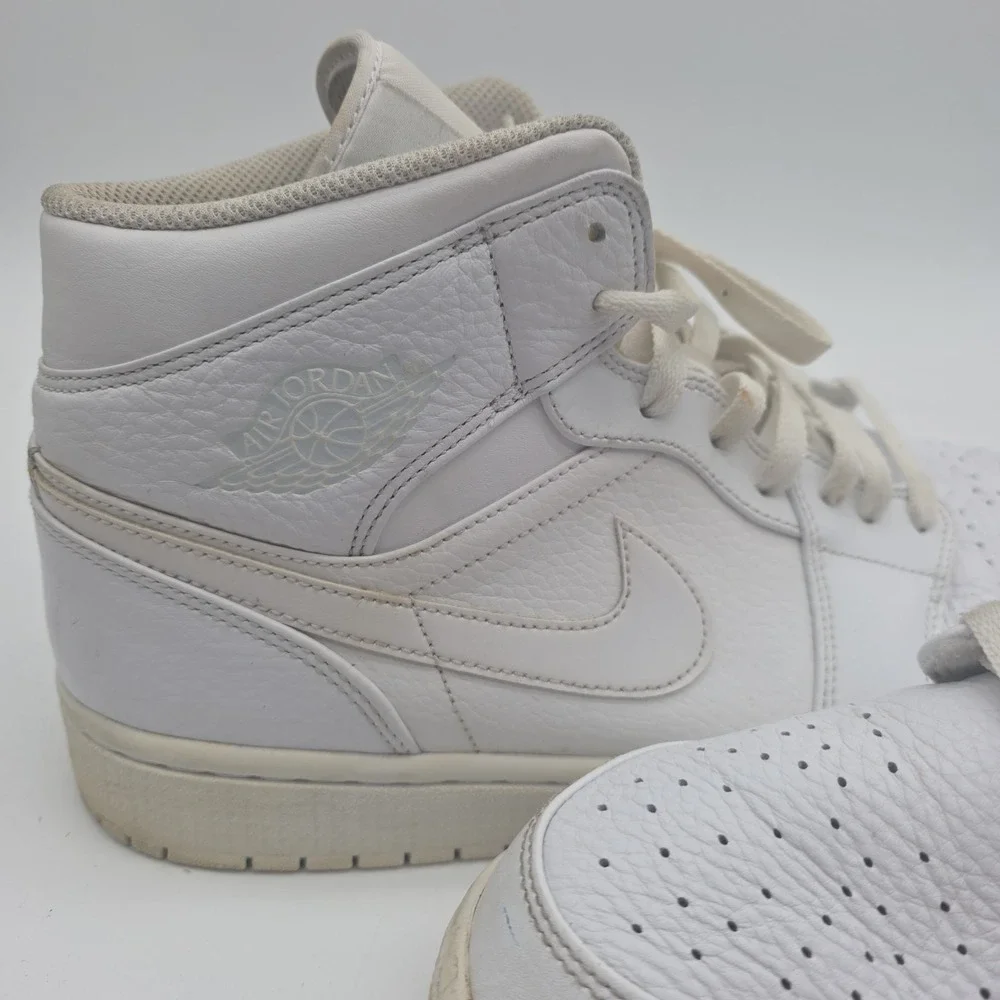 Jordan 1 Mid Triple White 2021 554724-130 Basketball Shoes Men's Size 12